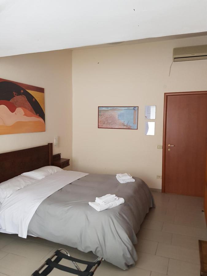 B&B Soriano44 Nápoles Exterior foto